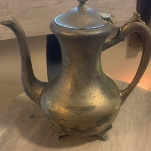 Vintage  silver plated  tarnished
Teapot